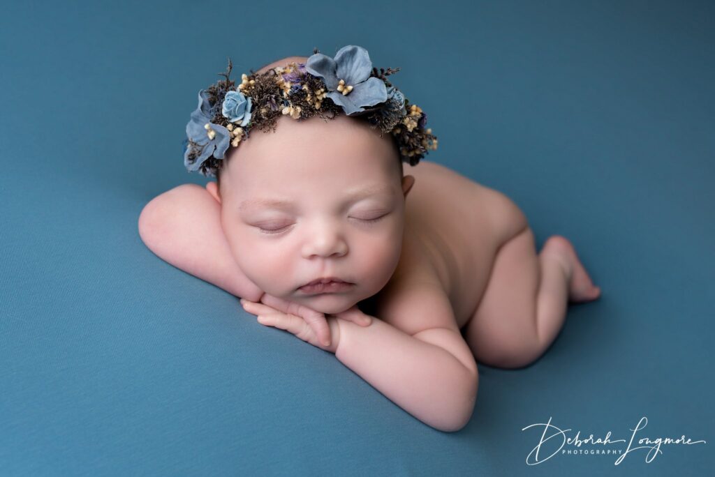 baby photography - head on hands
